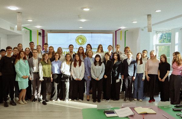 Первый ознакомительный тур олимпиады «Умницы и умники» в Ленинградской области